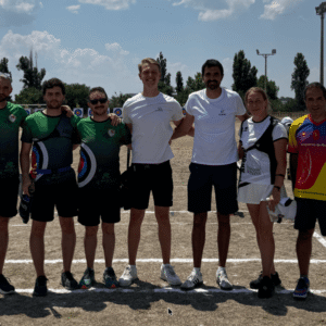 Los miembros de la comunidad privada de la Academia Tiro con arco que asistieron al Gran Premio de valladolid 2026